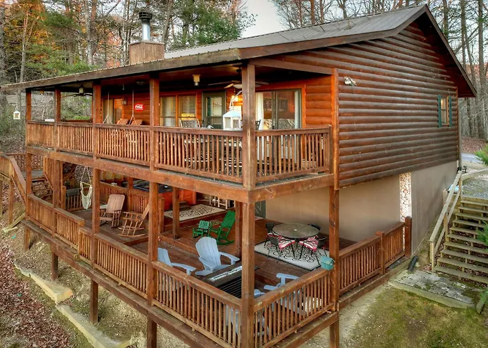 Talking Leaves Hot Tub Firepit And Comfy King Beds