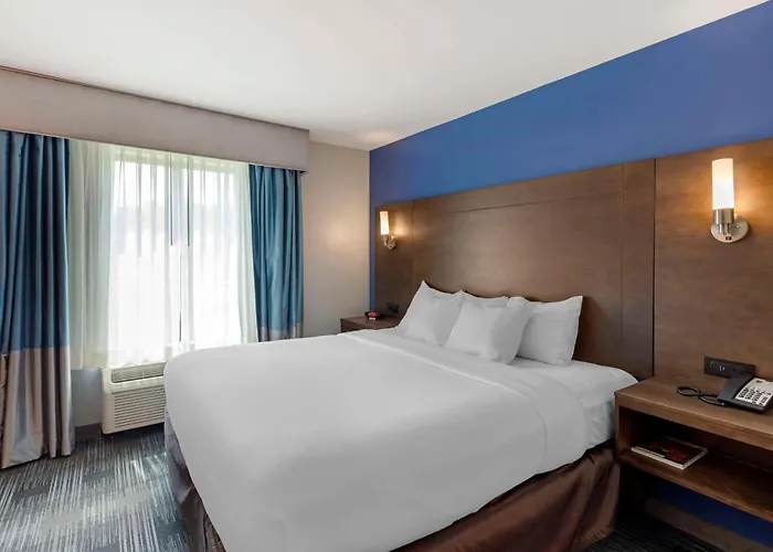Comfort Inn & Suites East Ellijay