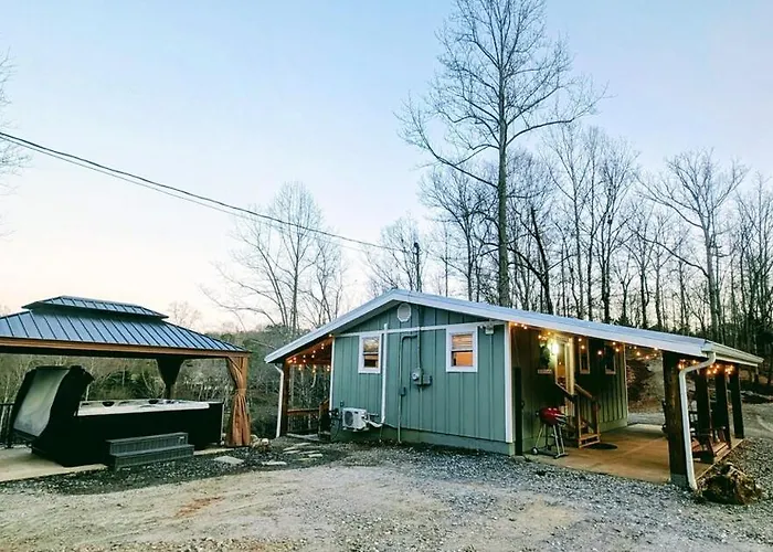 Riversong Cabin - Living Waters Farm