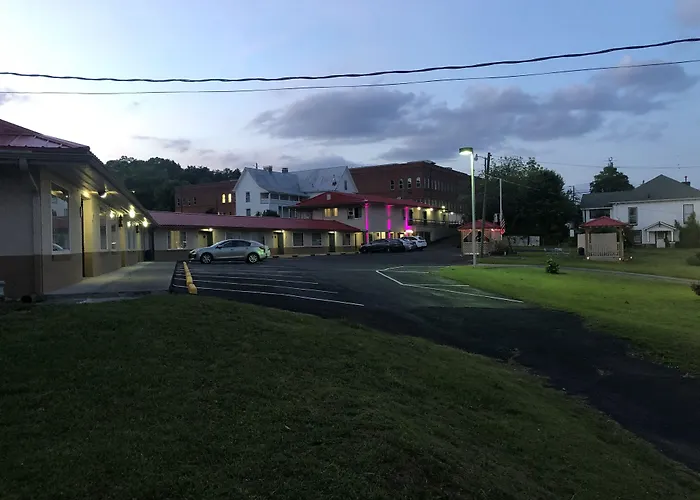 Hotel: Ellijay Inn - Downtown Ellijay